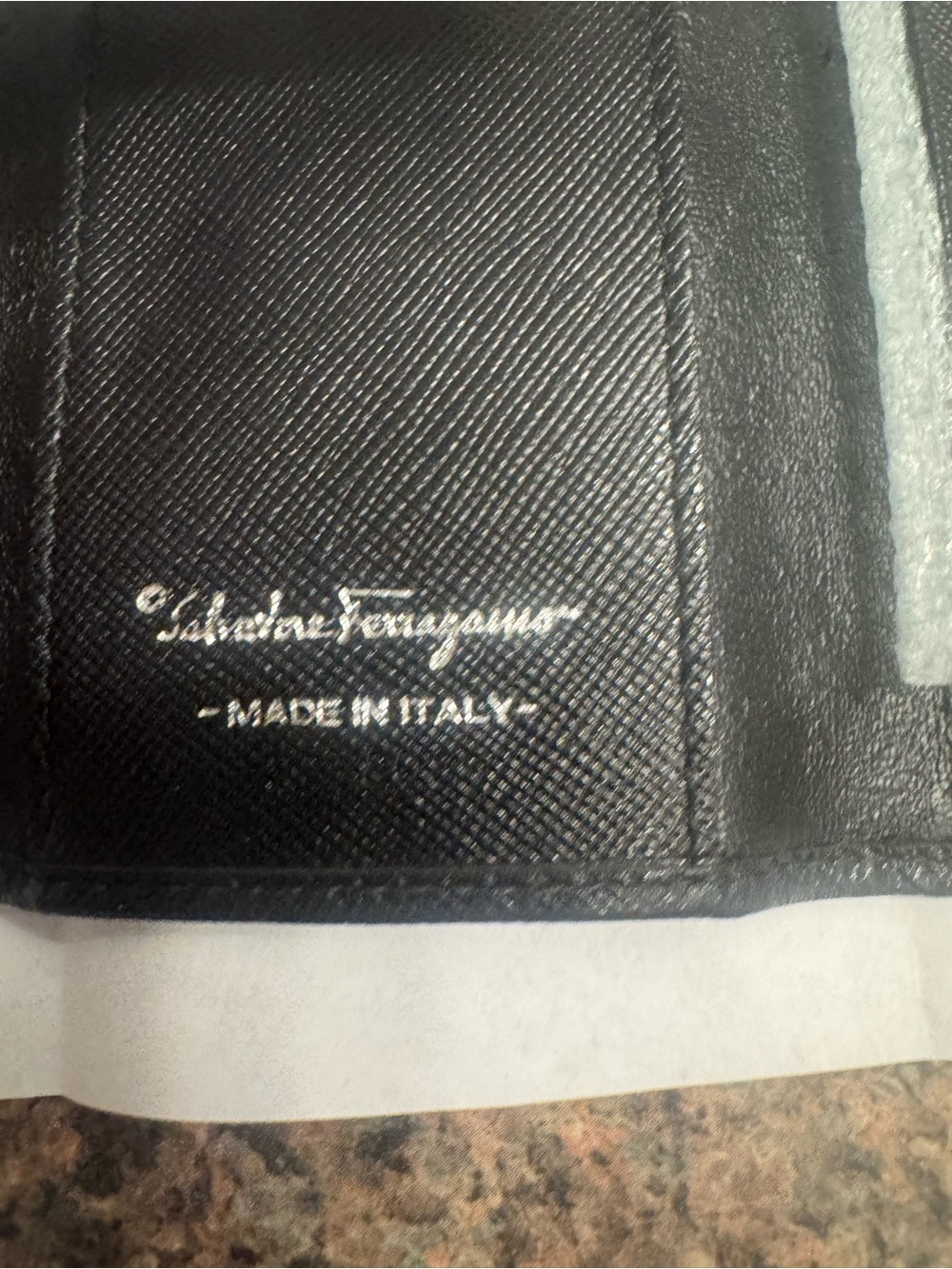 Salvatore Ferragamo Black Leather Key & Card Holder with COA NWOT - Picture 3 of 5